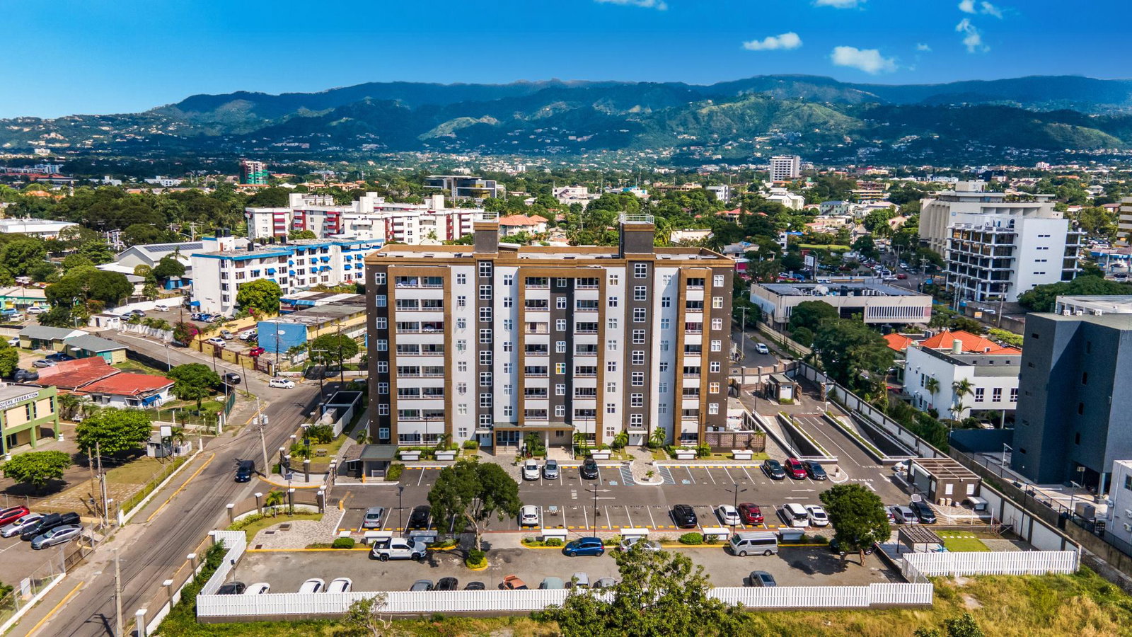 Elegant-1-Bed-Apartment-for-Rent-at-Ruthven-Towers-St.-Andrew-Jamaica Third image of 606-1-3 Ruthven Road in Kingston 10, St. Andrew, Jamaica - property is For Rent