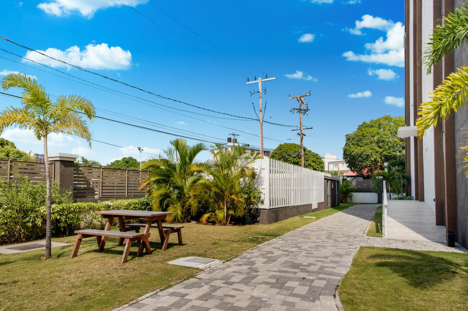 Elegant-1-Bed-Apartment-for-Rent-at-Ruthven-Towers-St.-Andrew-Jamaica Twenty-Sixth image of 606-1-3 Ruthven Road in Kingston 10, St. Andrew, Jamaica - property is For Rent