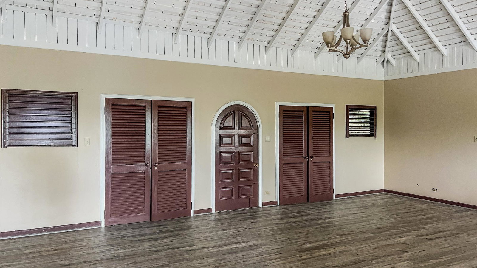 Sixth image of 42 Unity Hall|daniela Drive in Unity Hall, St. James, Jamaica - property is For Rent