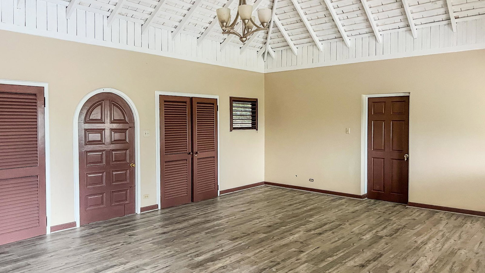 Seventh image of 42 Unity Hall|daniela Drive in Unity Hall, St. James, Jamaica - property is For Rent