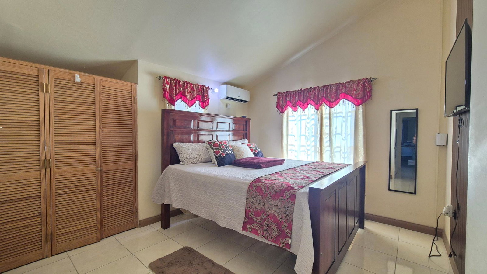 Elegant-Furnished-House-for-Rent-in-New-Harbor-Village-St.-Catherine-Jamaica Eleventh image of 237 New Harbor Village 3 Phas in Old Harbour, St. Catherine, Jamaica - property is For Rent