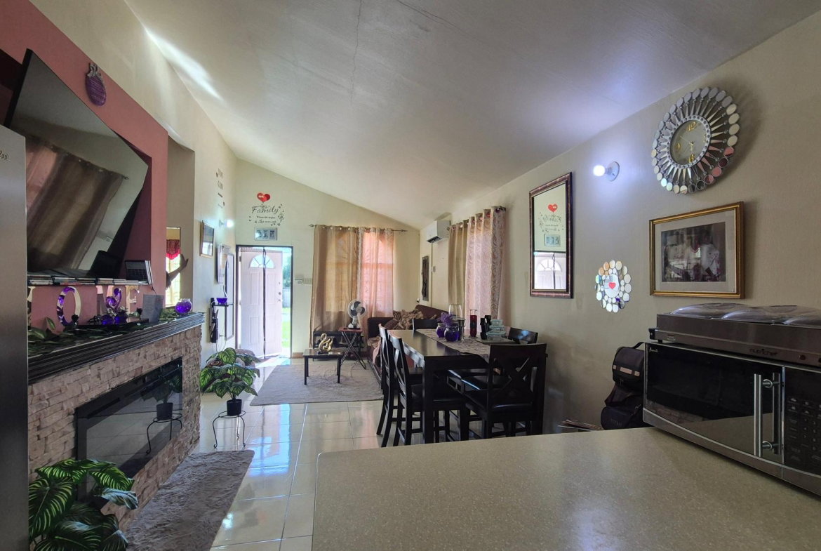 Eighth image of 237 New Harbor Village 3 Phas in Old Harbour, St. Catherine, Jamaica - property is For Rent