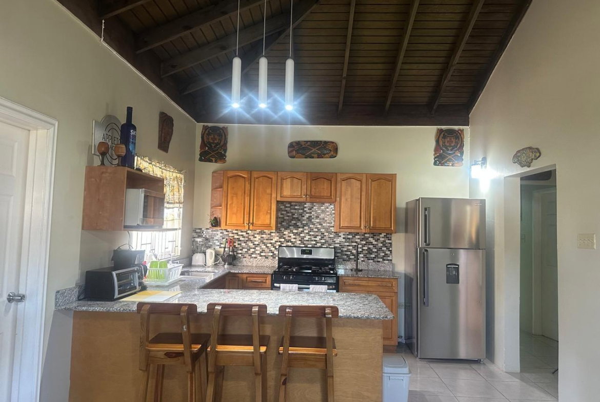 Sixth image of 601 Calabash Close in Runaway Bay, St. Ann, Jamaica - property is For Rent