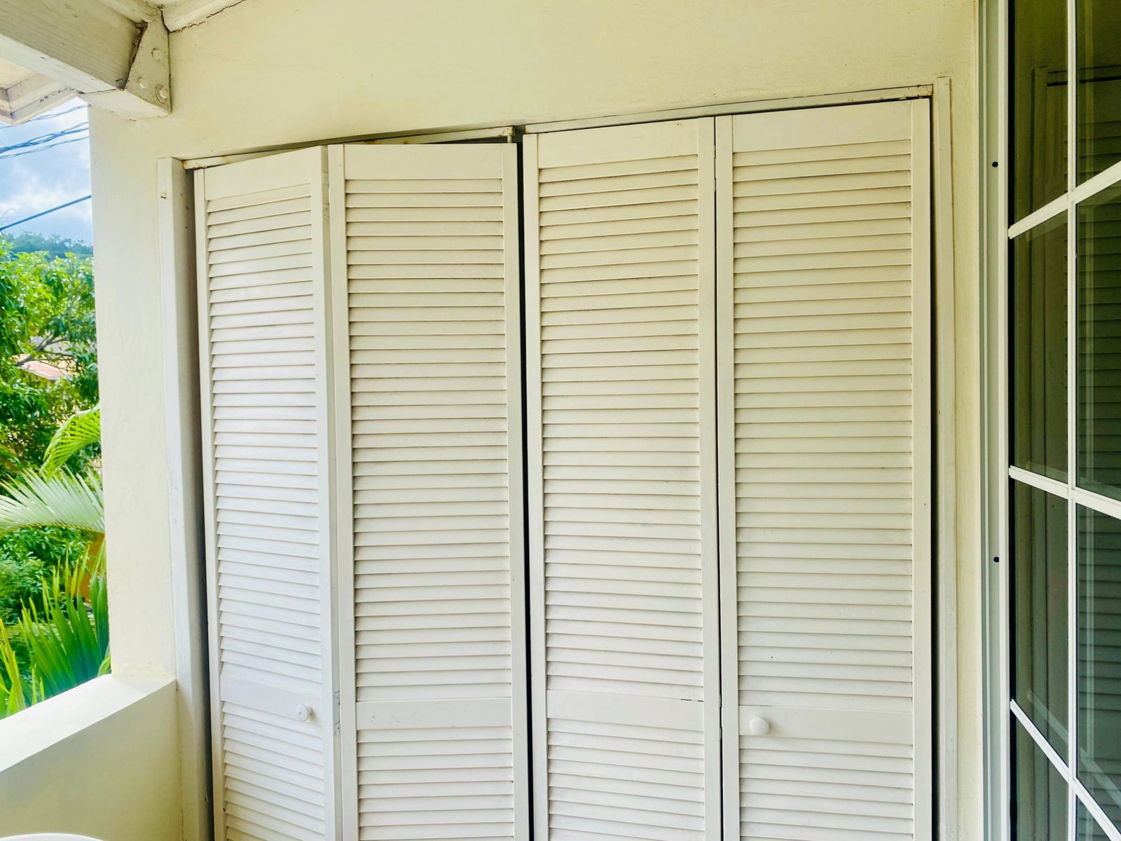 Fully-Furnished-1-Bedroom-Apartment-for-Rent-in-Huddersfield-Estate-St.-Mary-Jamaica Fifteenth image of Huddersfield Estate, Towe in Tower Isle, St. Mary, Jamaica - property is For Rent