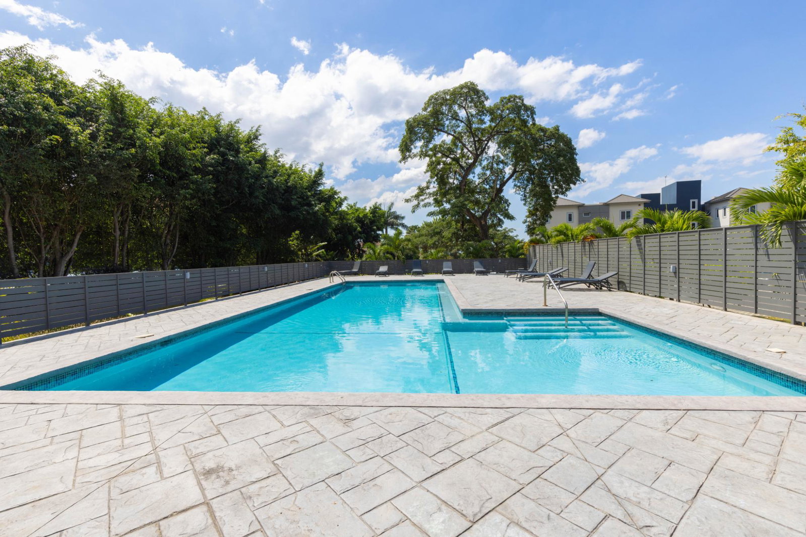 Fully-Furnished-2-Bedroom-Apartment-for-Rent-in-Cherry-Gardens-St.-Andrew-Jamaica Fourteenth image of 21c-16 Garden Close in Kingston 8, St. Andrew, Jamaica - property is For Rent