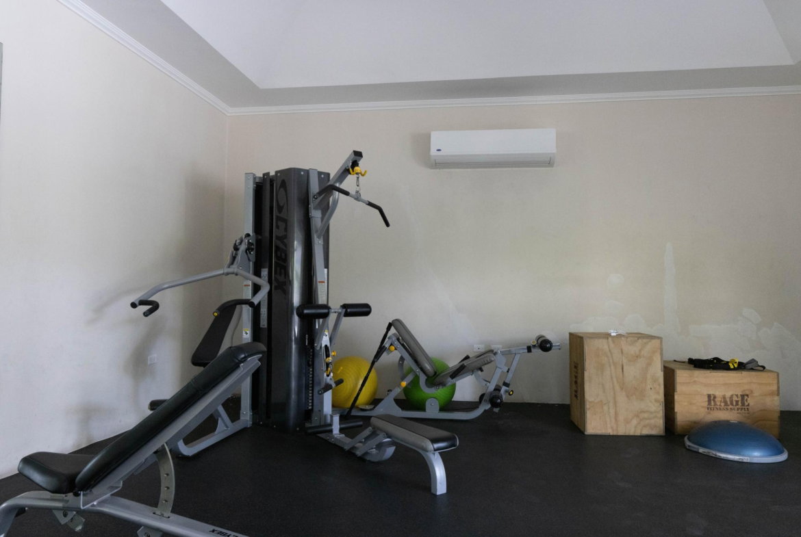 Seventeenth image of 21c-16 Garden Close in Kingston 8, St. Andrew, Jamaica - property is For Rent