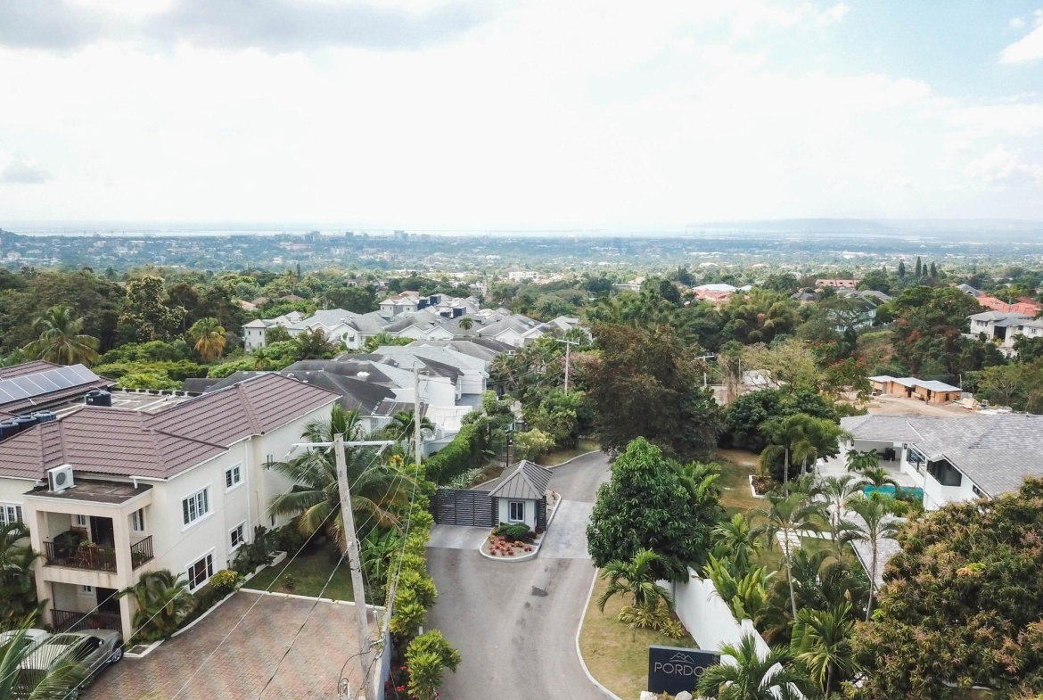 Eighteenth image of 21c-16 Garden Close in Kingston 8, St. Andrew, Jamaica - property is For Rent