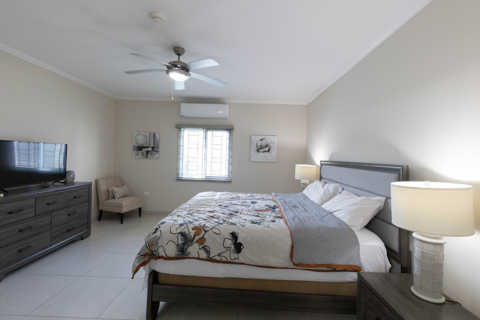 Fully-Furnished-2-Bedroom-Apartment-for-Rent-in-Cherry-Gardens-St.-Andrew-Jamaica Ninth image of 21c-16 Garden Close in Kingston 8, St. Andrew, Jamaica - property is For Rent