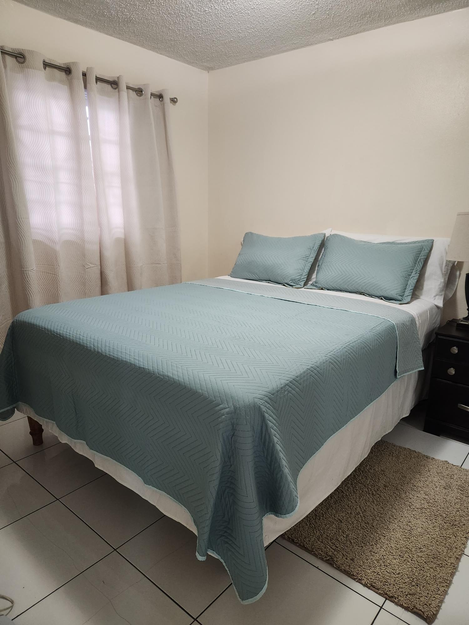 Fifth image of e 503-114 1/2 Constant Spring Road. Kgn in Kingston 8, St. Andrew, Jamaica - property is For Rent