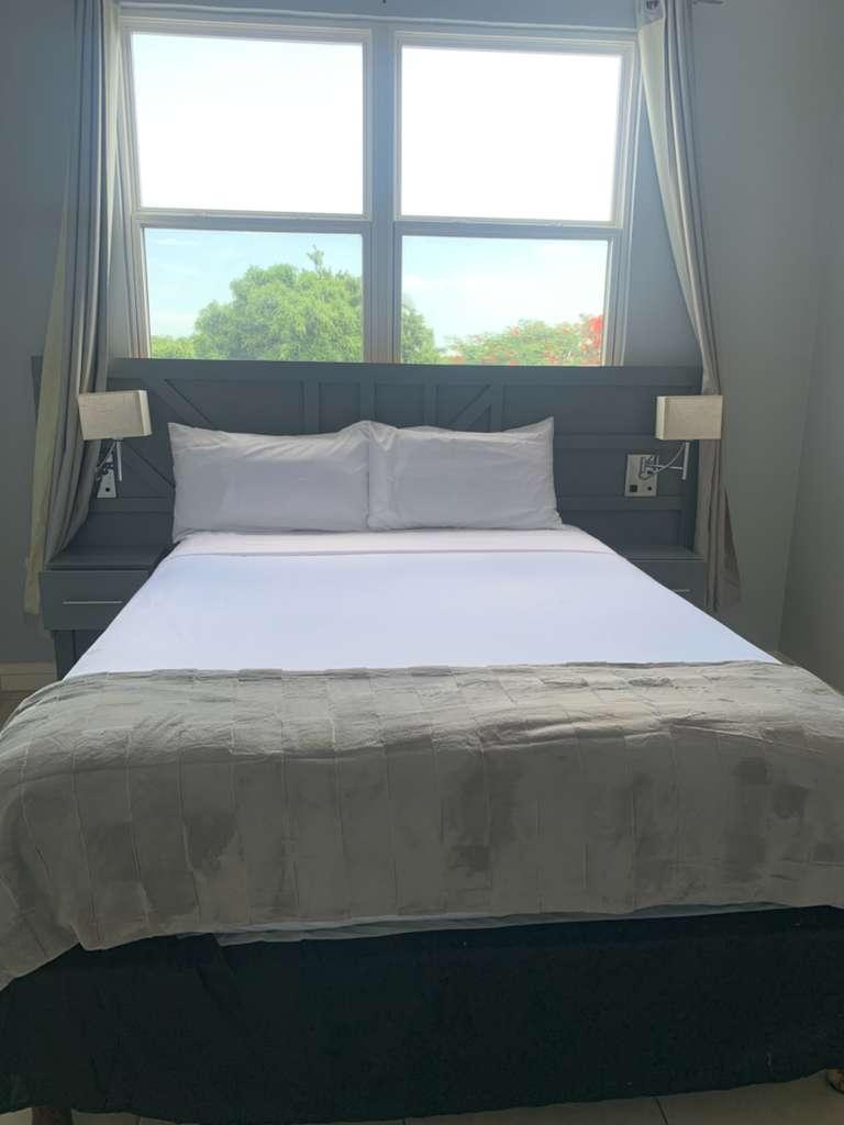 Fourth image of 15b-5 Graham Heights in Kingston 8, St. Andrew, Jamaica - property is For Rent