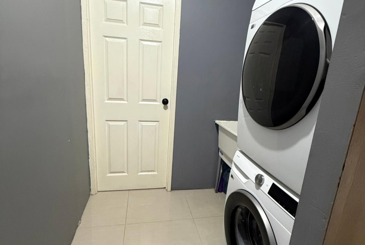 Thirteenth image of 16-4 Waterloo Ave in Kingston 10, St. Andrew, Jamaica - property is For Rent