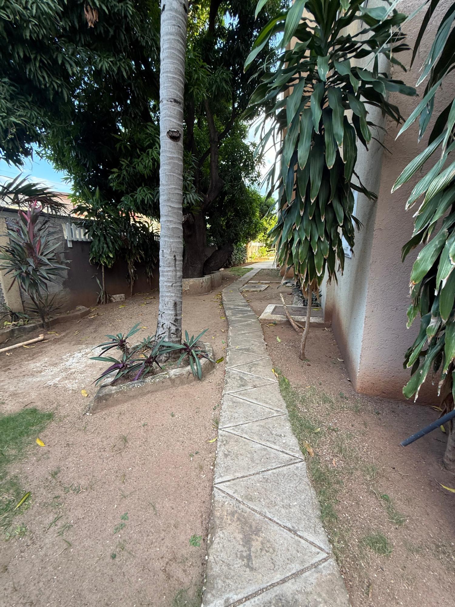 Seventeenth image of 16-4 Waterloo Ave in Kingston 10, St. Andrew, Jamaica - property is For Rent