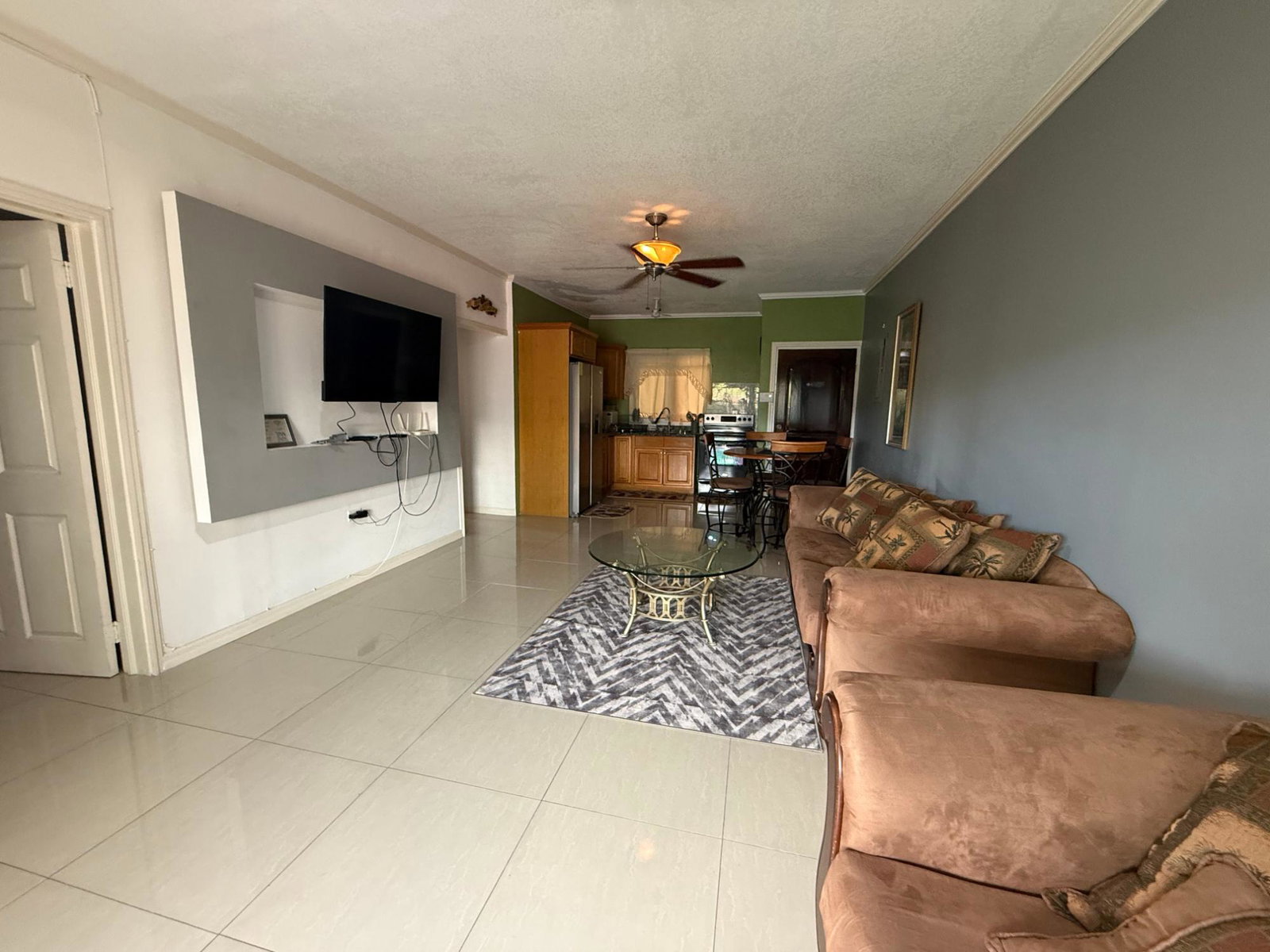 Fourth image of 16-4 Waterloo Ave in Kingston 10, St. Andrew, Jamaica - property is For Rent