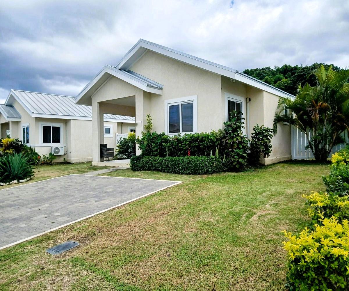 Fourteenth image of 46- Oceanpointe in Lucea, Hanover, Jamaica - property is For Rent