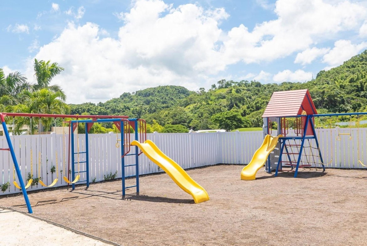 Seventeenth image of 46- Oceanpointe in Lucea, Hanover, Jamaica - property is For Rent