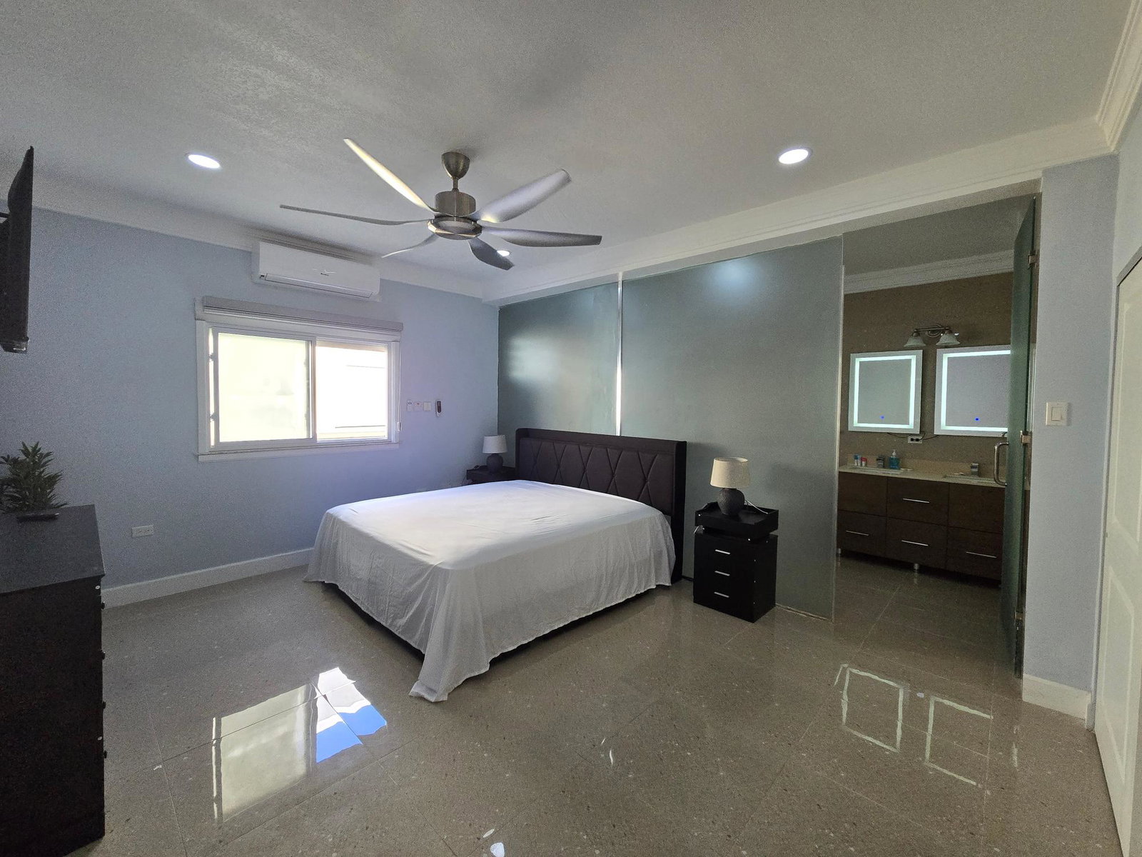 Fully-Furnished-4-Bedroom-Bungalow-for-Rent-in-Marina-Villas-St.-Ann-Jamaica Eighth image of 88 Marina Villas in Drax Hall Estate, St. Ann, Jamaica - property is For Rent