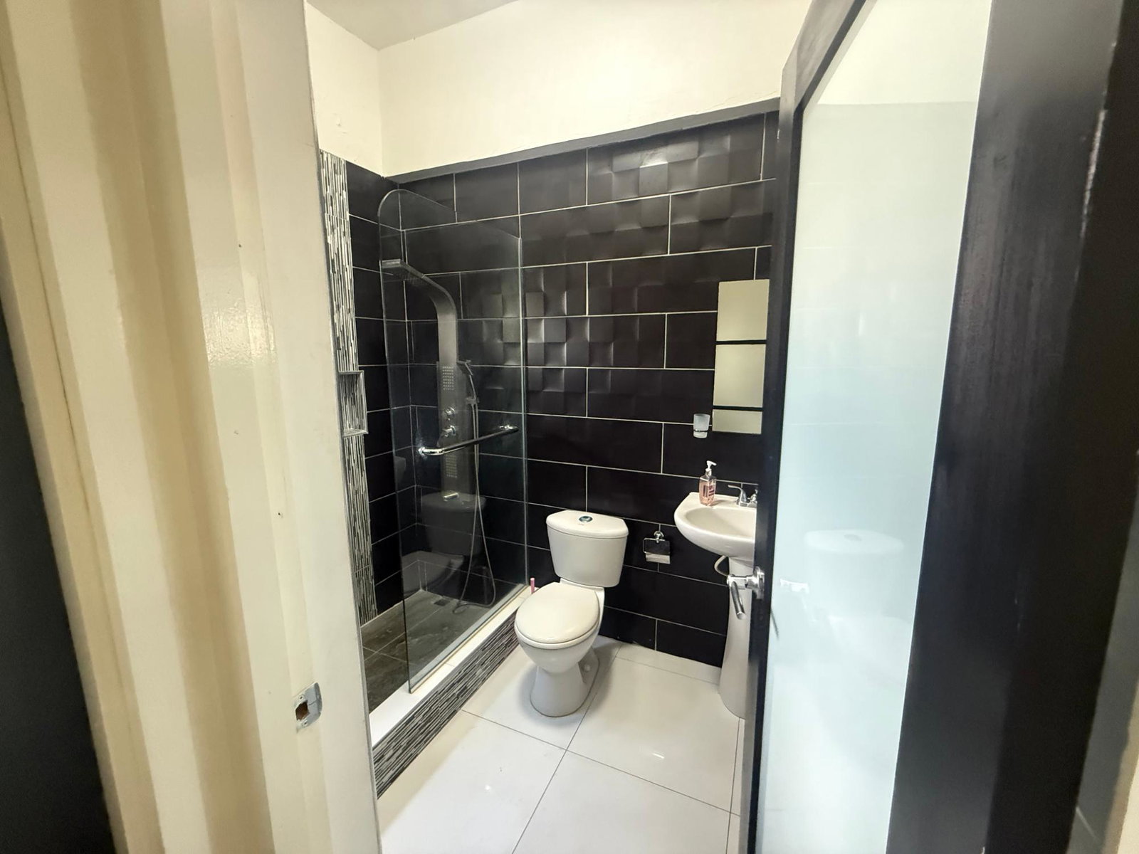 Eleventh image of 40-7 Kensington Crescent in Kingston 5, St. Andrew, Jamaica - property is For Rent