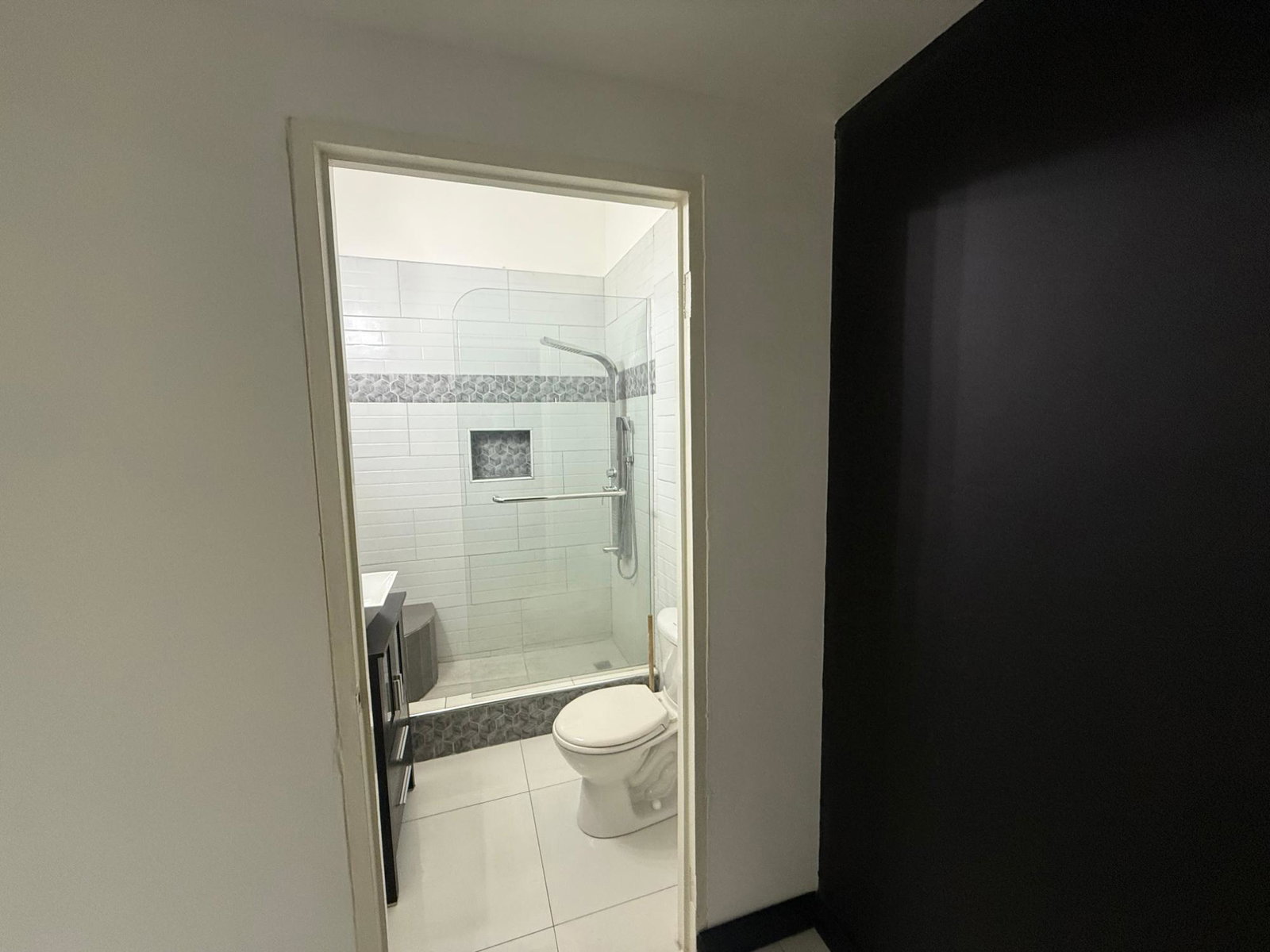 Twelfth image of 40-7 Kensington Crescent in Kingston 5, St. Andrew, Jamaica - property is For Rent