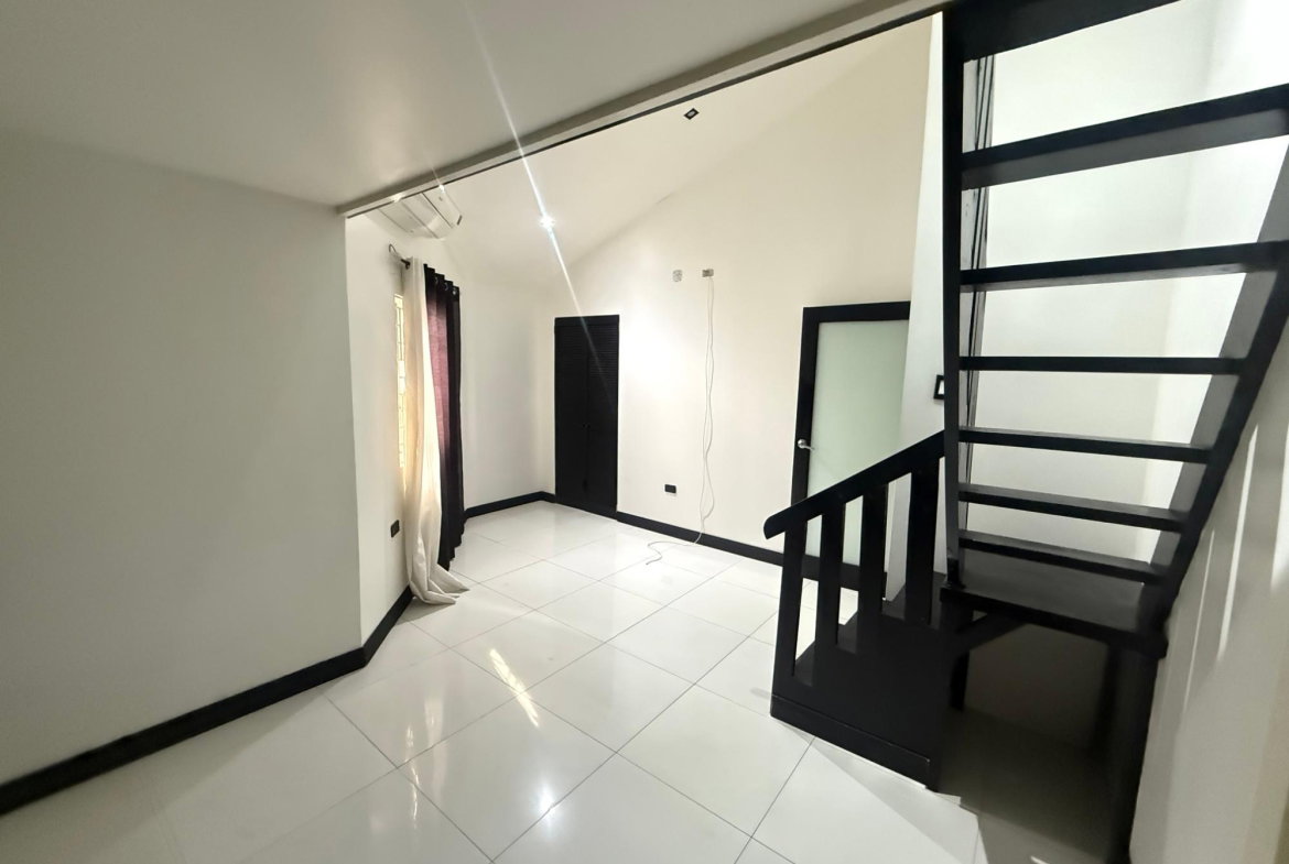 Tenth image of 40-7 Kensington Crescent in Kingston 5, St. Andrew, Jamaica - property is For Rent