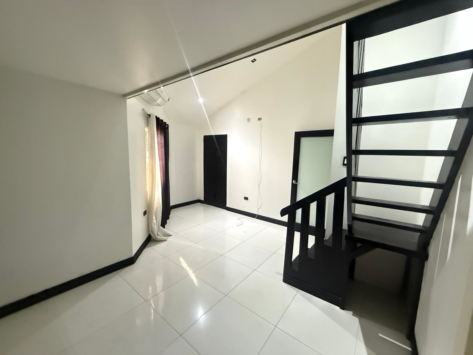 Tenth image of 40-7 Kensington Crescent in Kingston 5, St. Andrew, Jamaica - property is For Rent