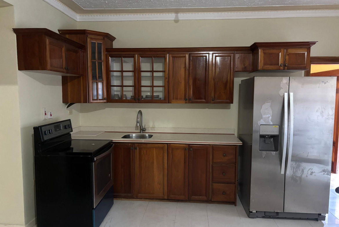 Fifth image of 6-63 Brentwood Terrace in Red Hills, St. Andrew, Jamaica - property is For Rent