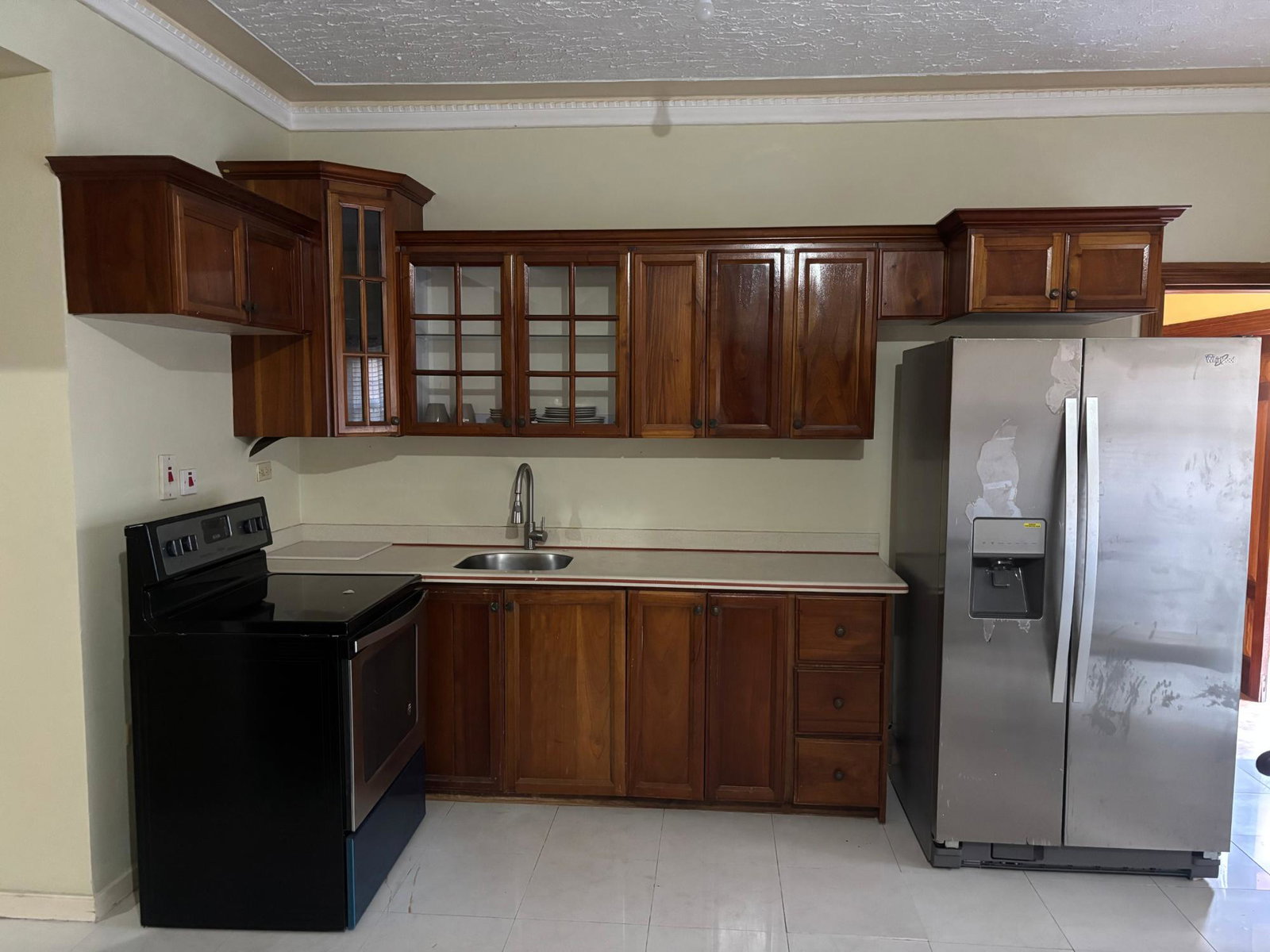 Fifth image of 6-63 Brentwood Terrace in Red Hills, St. Andrew, Jamaica - property is For Rent