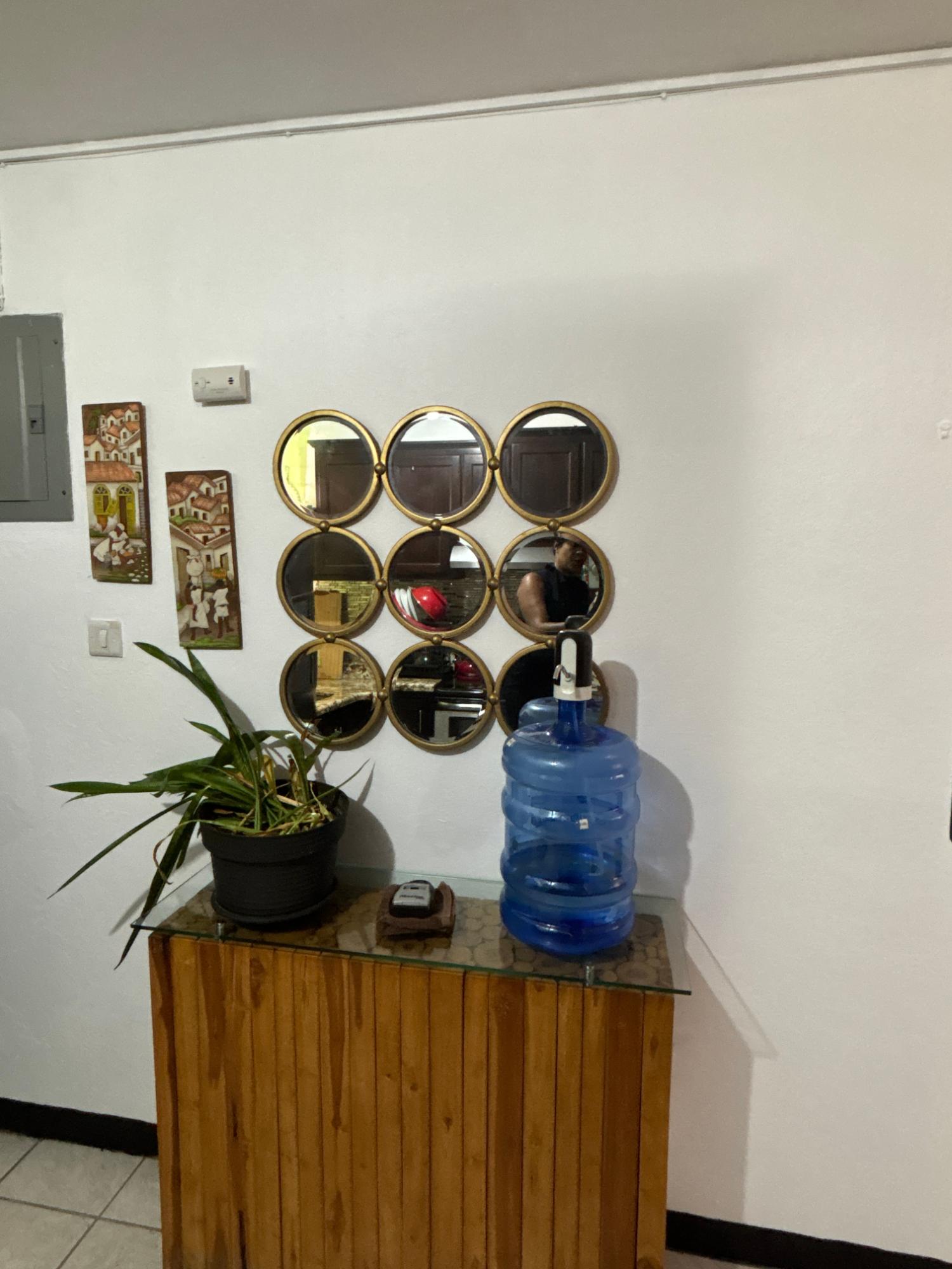 Furnished-2-Bedroom-Apartment-for-Rent-in-Oxford-Manor-New-Kingston-St.-Andrew Twelfth image of 101a-16 Oxford Road in Kingston 5, St. Andrew, Jamaica - property is For Rent