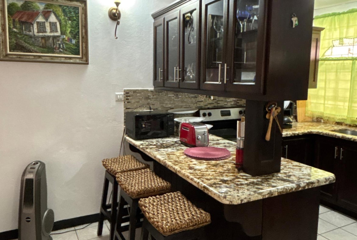 Fourteenth image of 101a-16 Oxford Road in Kingston 5, St. Andrew, Jamaica - property is For Rent