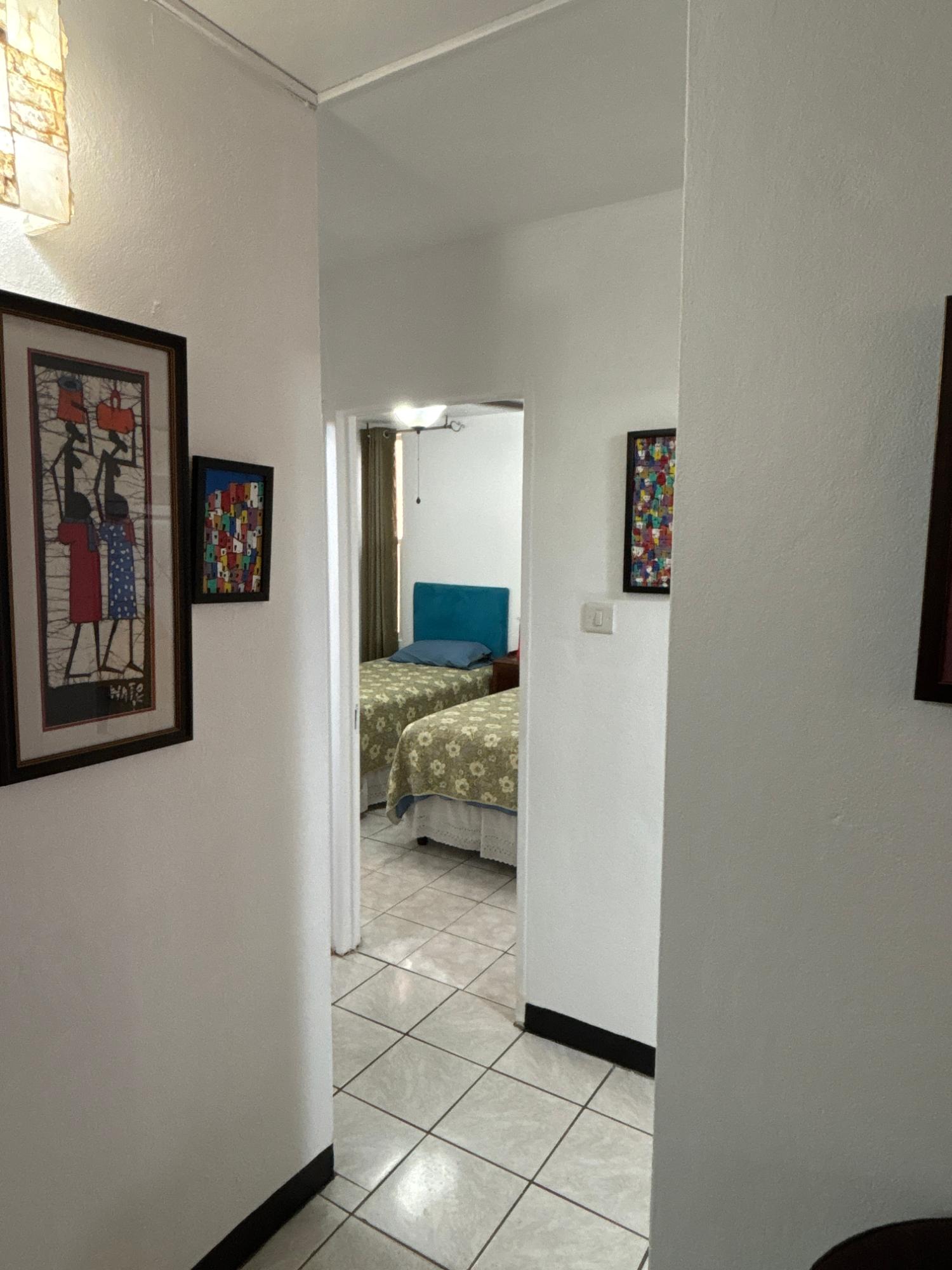 Furnished-2-Bedroom-Apartment-for-Rent-in-Oxford-Manor-New-Kingston-St.-Andrew Fifteenth image of 101a-16 Oxford Road in Kingston 5, St. Andrew, Jamaica - property is For Rent
