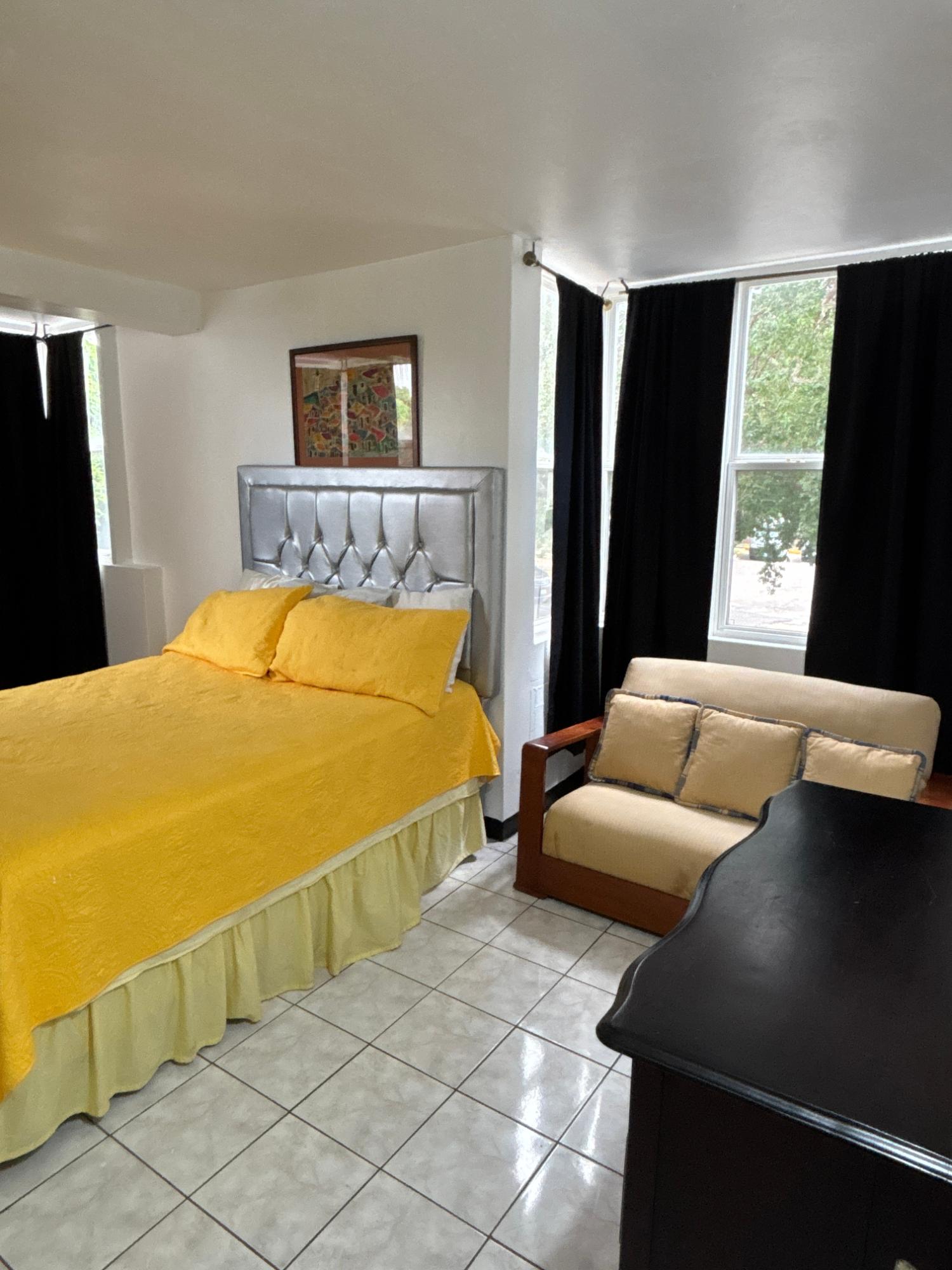 Furnished-2-Bedroom-Apartment-for-Rent-in-Oxford-Manor-New-Kingston-St.-Andrew Eighteenth image of 101a-16 Oxford Road in Kingston 5, St. Andrew, Jamaica - property is For Rent