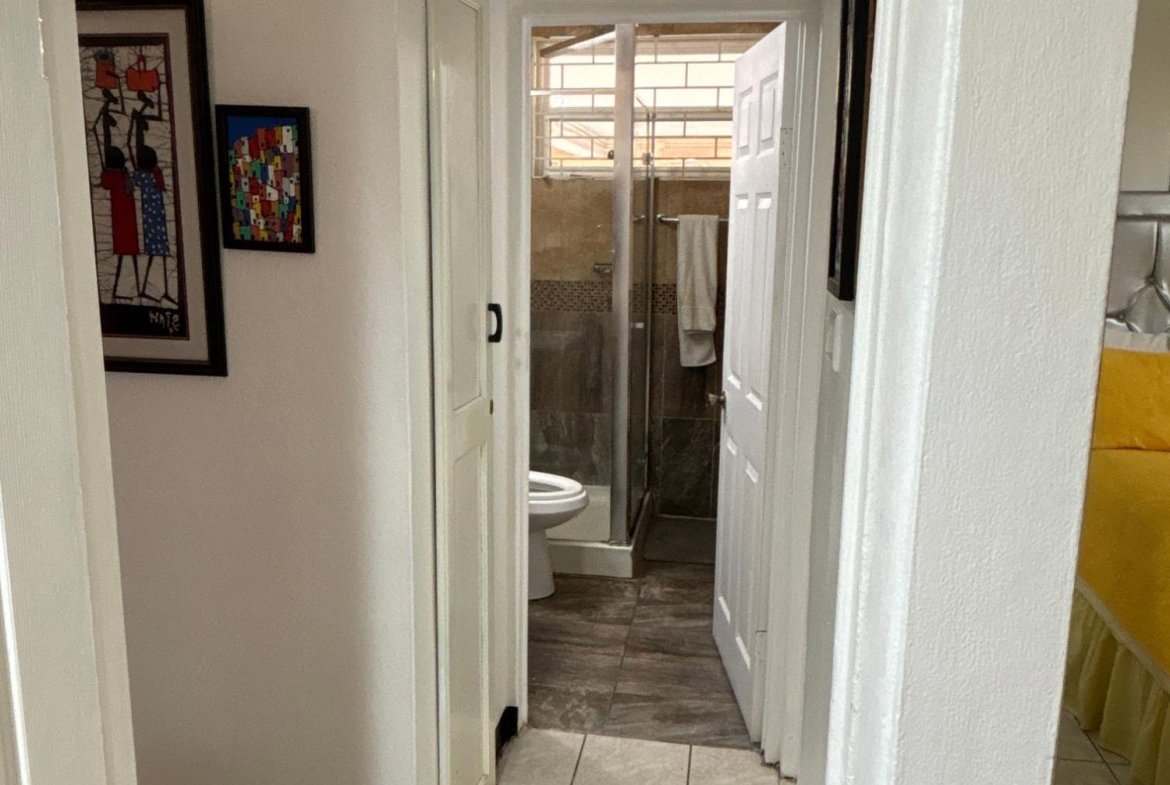 Twentieth image of 101a-16 Oxford Road in Kingston 5, St. Andrew, Jamaica - property is For Rent