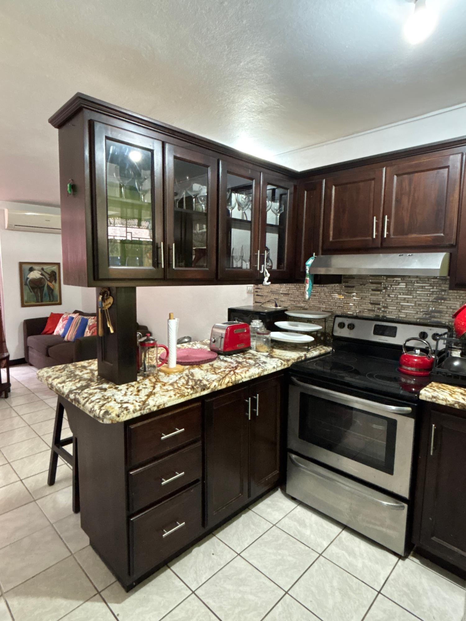 Furnished-2-Bedroom-Apartment-for-Rent-in-Oxford-Manor-New-Kingston-St.-Andrew Third image of 101a-16 Oxford Road in Kingston 5, St. Andrew, Jamaica - property is For Rent