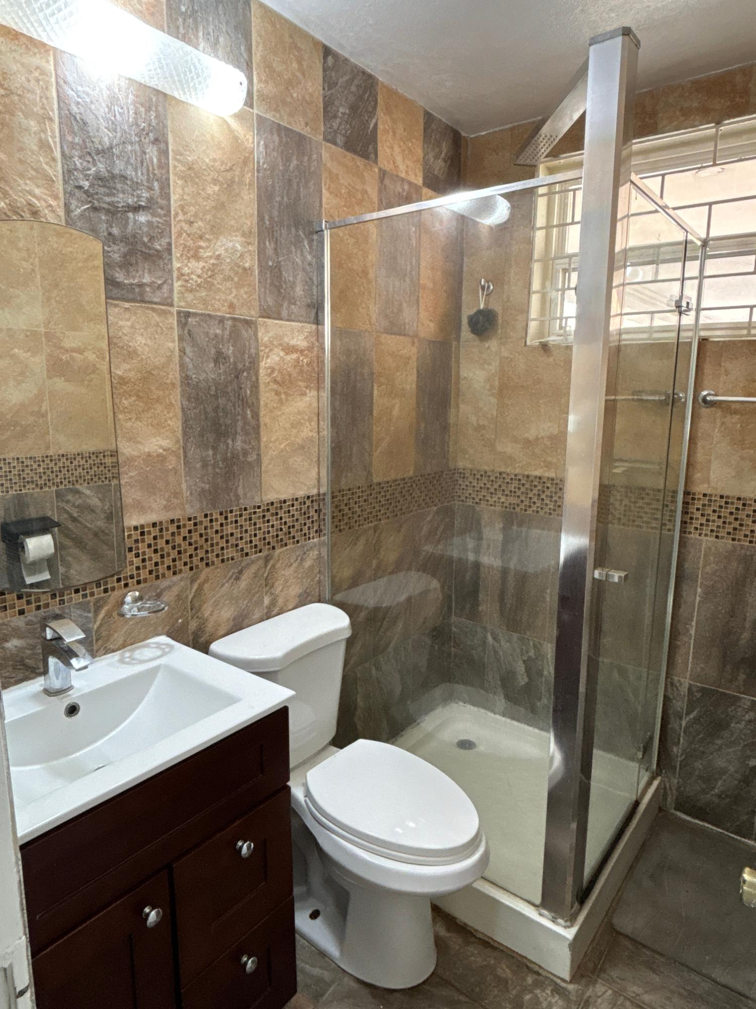 Furnished-2-Bedroom-Apartment-for-Rent-in-Oxford-Manor-New-Kingston-St.-Andrew Twenty-First image of 101a-16 Oxford Road in Kingston 5, St. Andrew, Jamaica - property is For Rent
