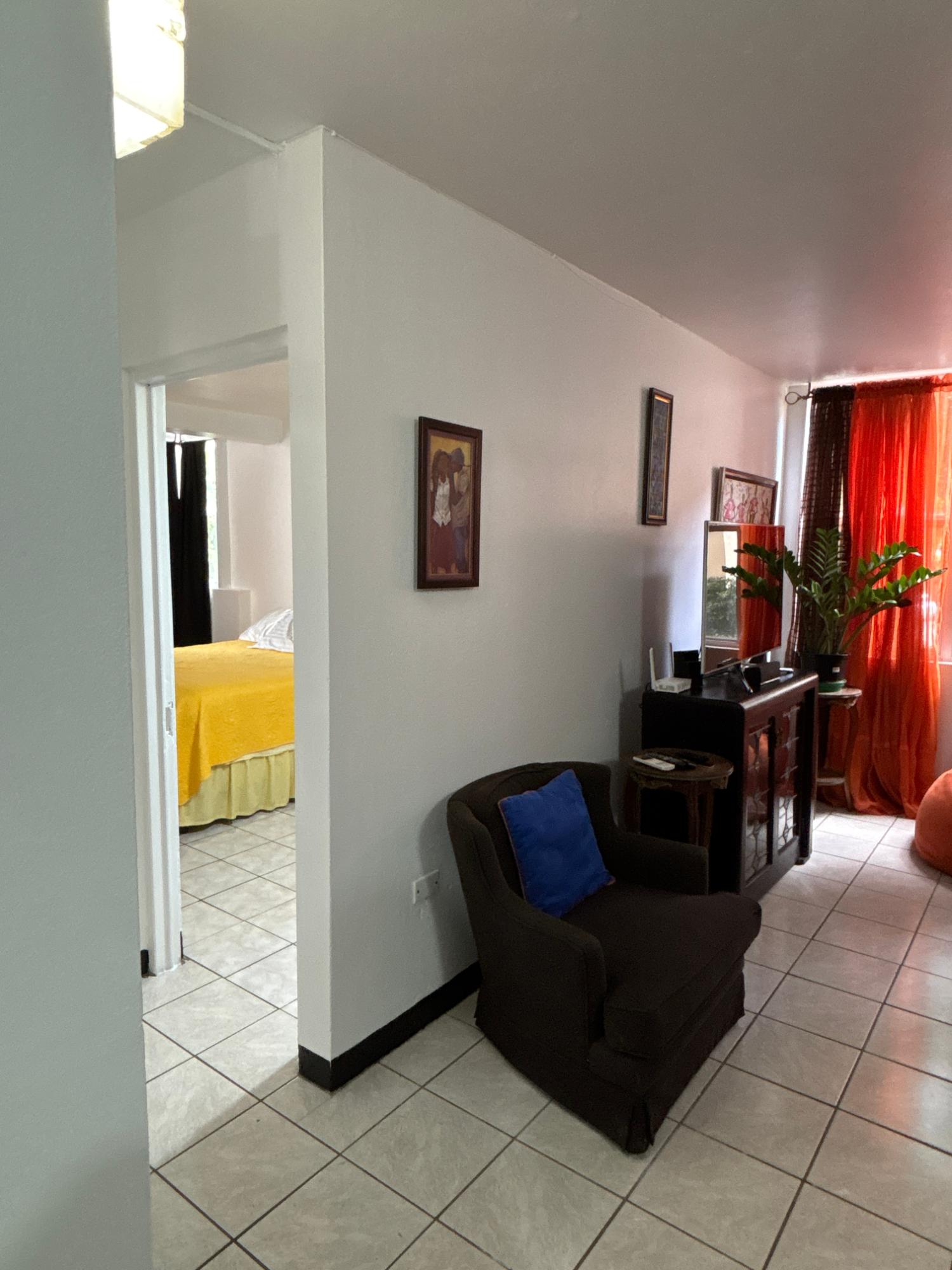Furnished-2-Bedroom-Apartment-for-Rent-in-Oxford-Manor-New-Kingston-St.-Andrew Twenty-Fifth image of 101a-16 Oxford Road in Kingston 5, St. Andrew, Jamaica - property is For Rent