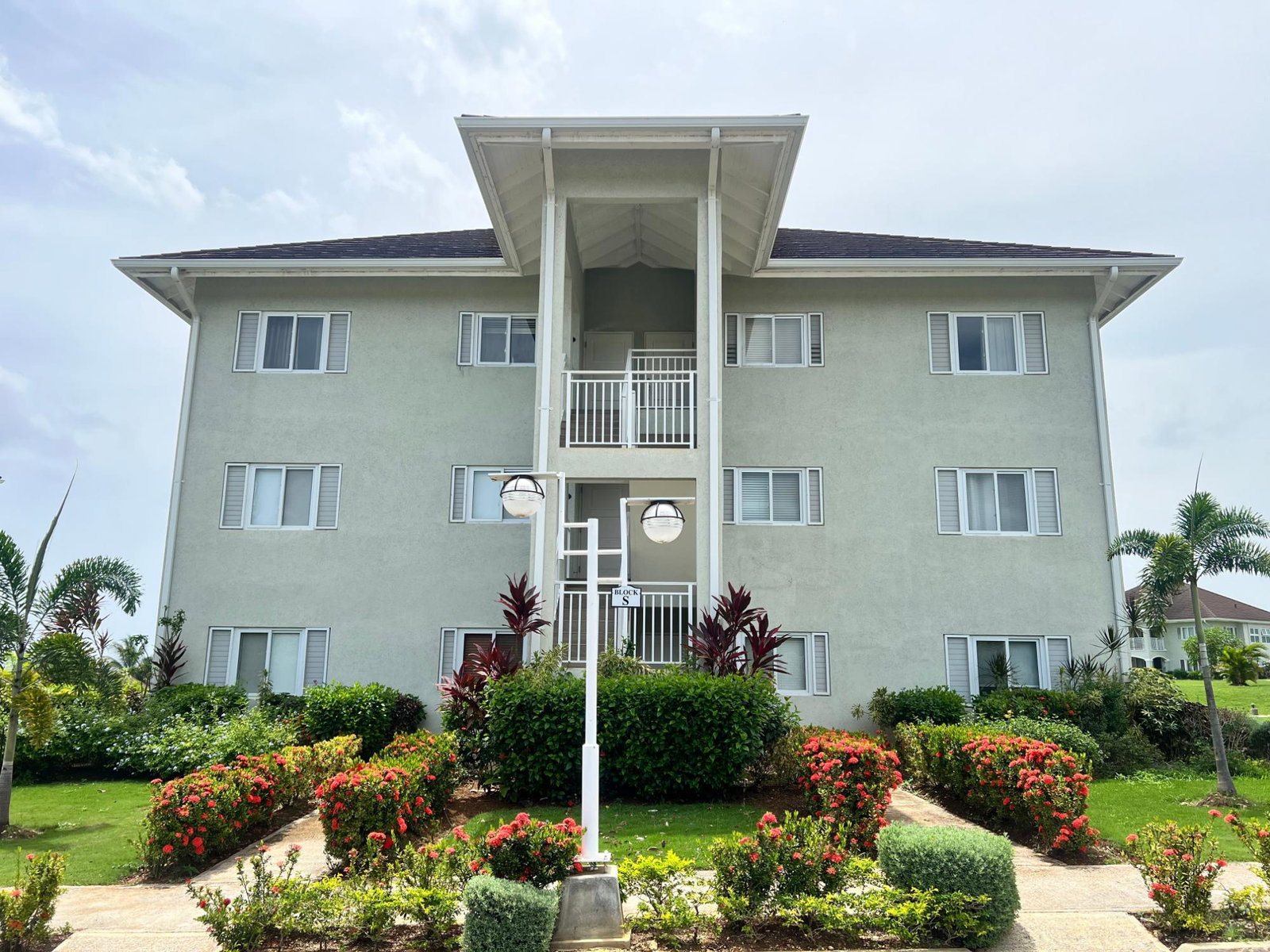 Furnished-2-Bedroom-Apartment-for-Rent-in-Richmond-Estate-St.-Ann-Jamaica First image of S-301- Ferncourt, Richmond in Richmond, St. Ann, Jamaica - property is For Rent