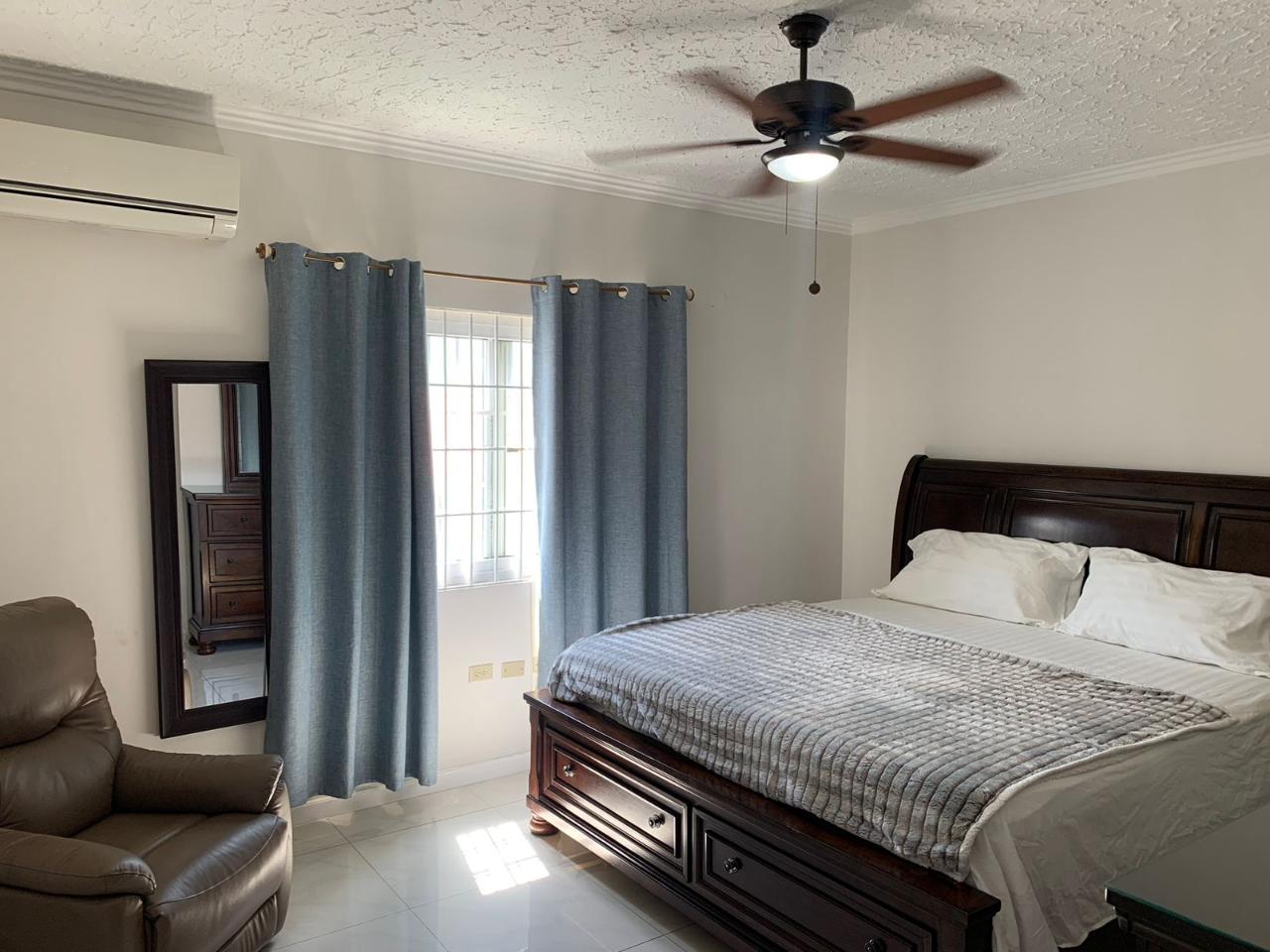 Thirteenth image of 28-12 Fairway Avenue in Kingston 6, St. Andrew, Jamaica - property is For Rent