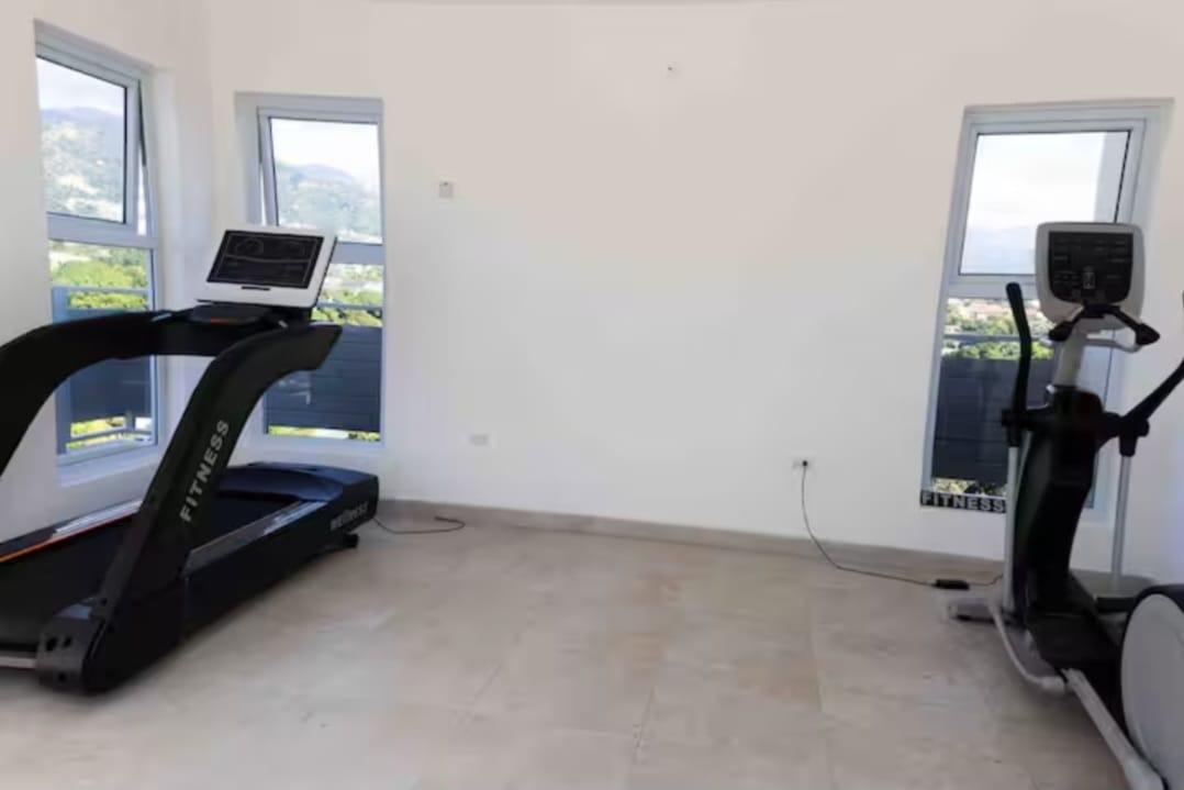 Twenty-Fourth image of 604-22a East Kings House Road in Kingston 6, St. Andrew, Jamaica - property is For Rent