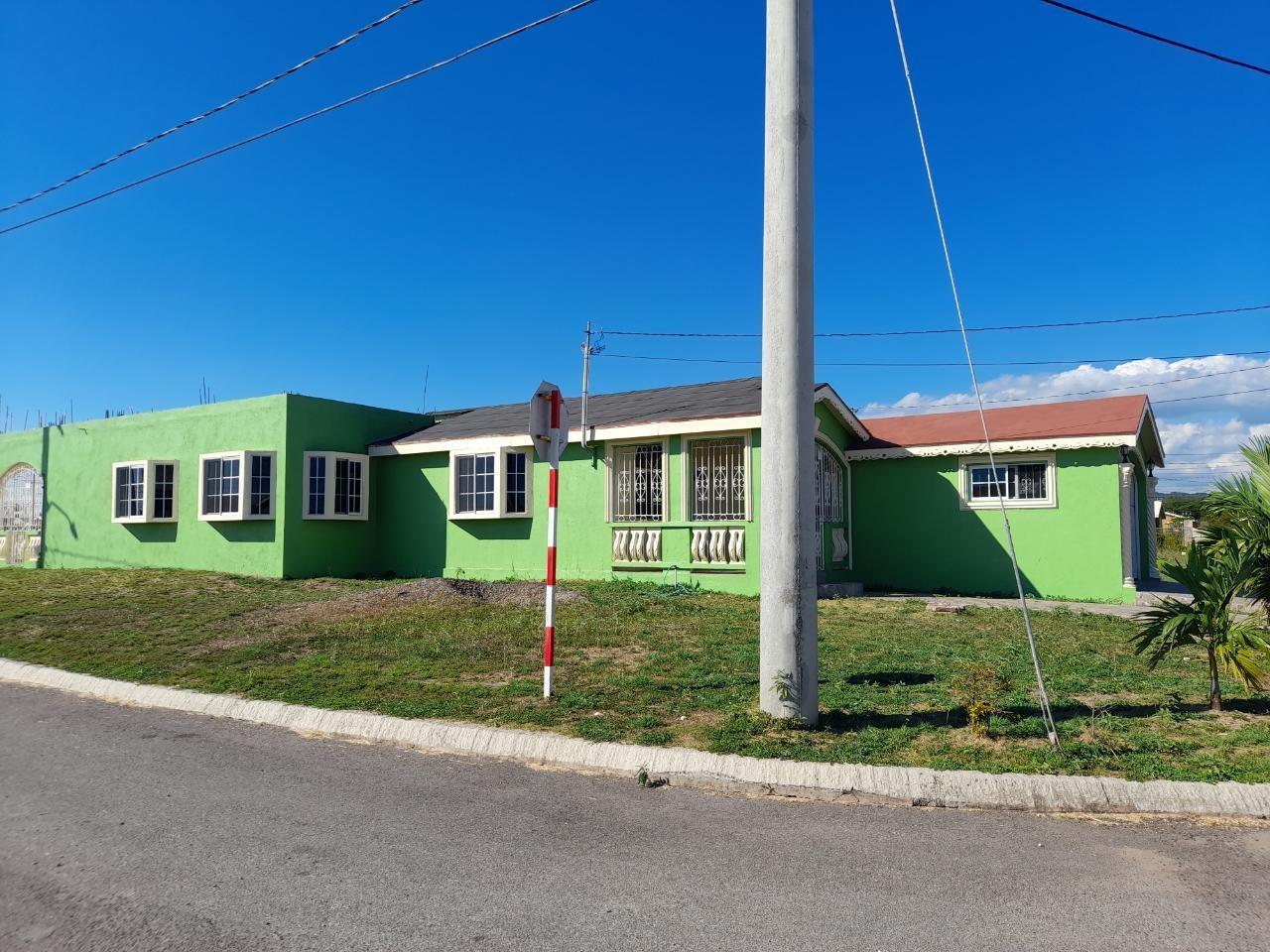 Furnished-3-Bedroom-House-for-Rent-in-New-Harbour-Village-3-St.-Catherine-Jamaica Thirteenth image of 830 New Harbour Village3 in Old Harbour, St. Catherine, Jamaica - property is For Rent