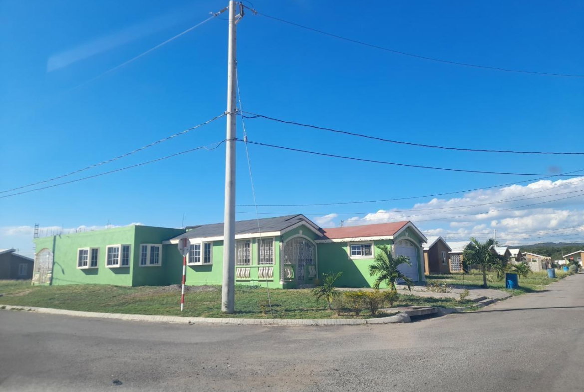 Fourteenth image of 830 New Harbour Village3 in Old Harbour, St. Catherine, Jamaica - property is For Rent