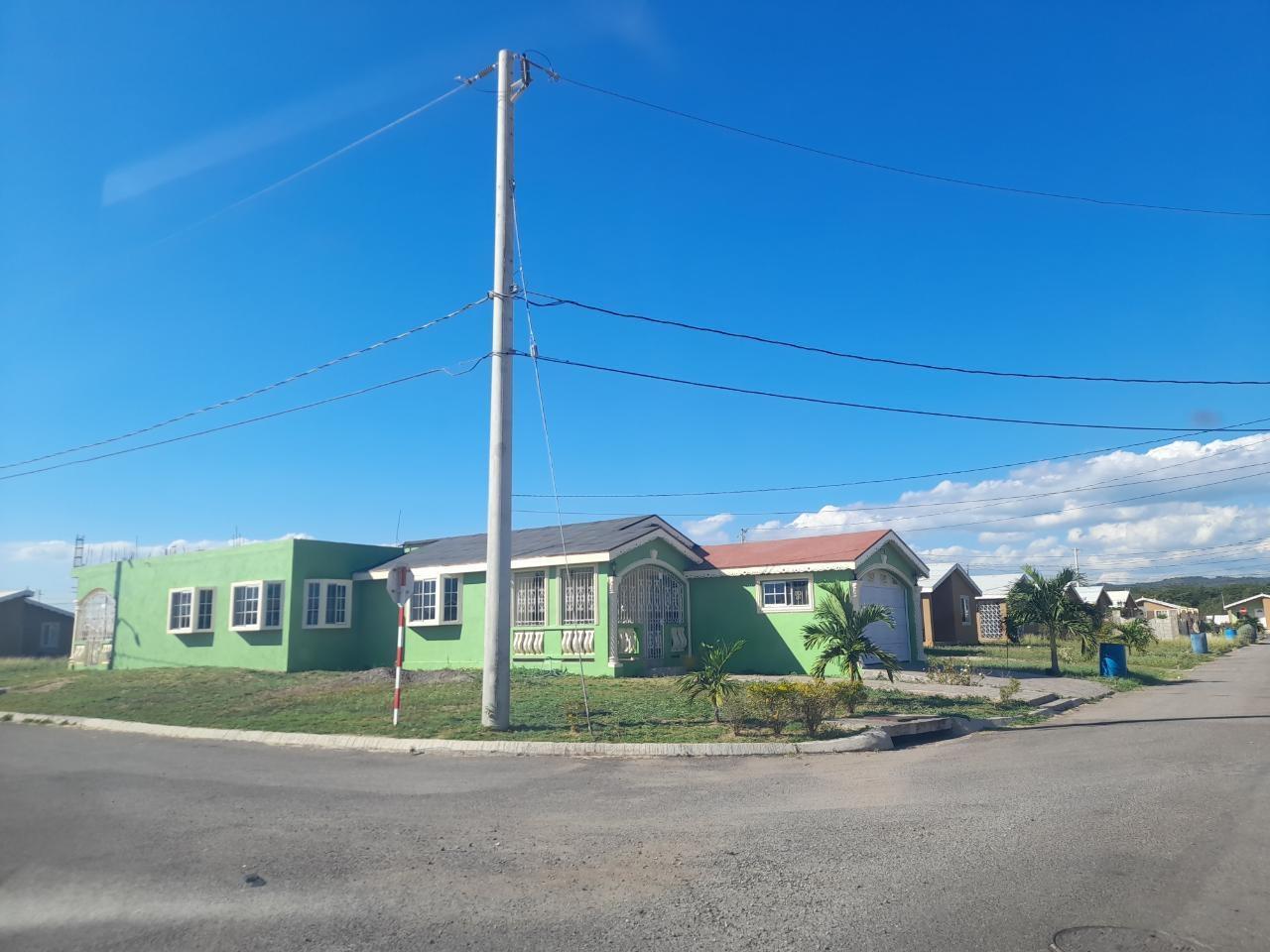 Furnished-3-Bedroom-House-for-Rent-in-New-Harbour-Village-3-St.-Catherine-Jamaica Fourteenth image of 830 New Harbour Village3 in Old Harbour, St. Catherine, Jamaica - property is For Rent