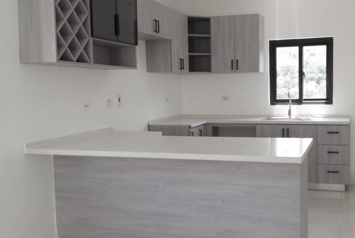 Second image of 63- Ocho Rios Country Club in Ocho Rios, St. Ann, Jamaica - property is For Rent