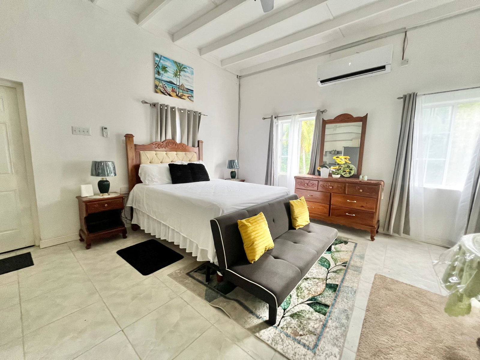 Furnished-Studio-Apartment-for-Rent-in-St.-Mary-Jamaica-The-Haven Second image of 6-172 & 173 Whitehall Estates in Highgate, St. Mary, Jamaica - property is For Rent