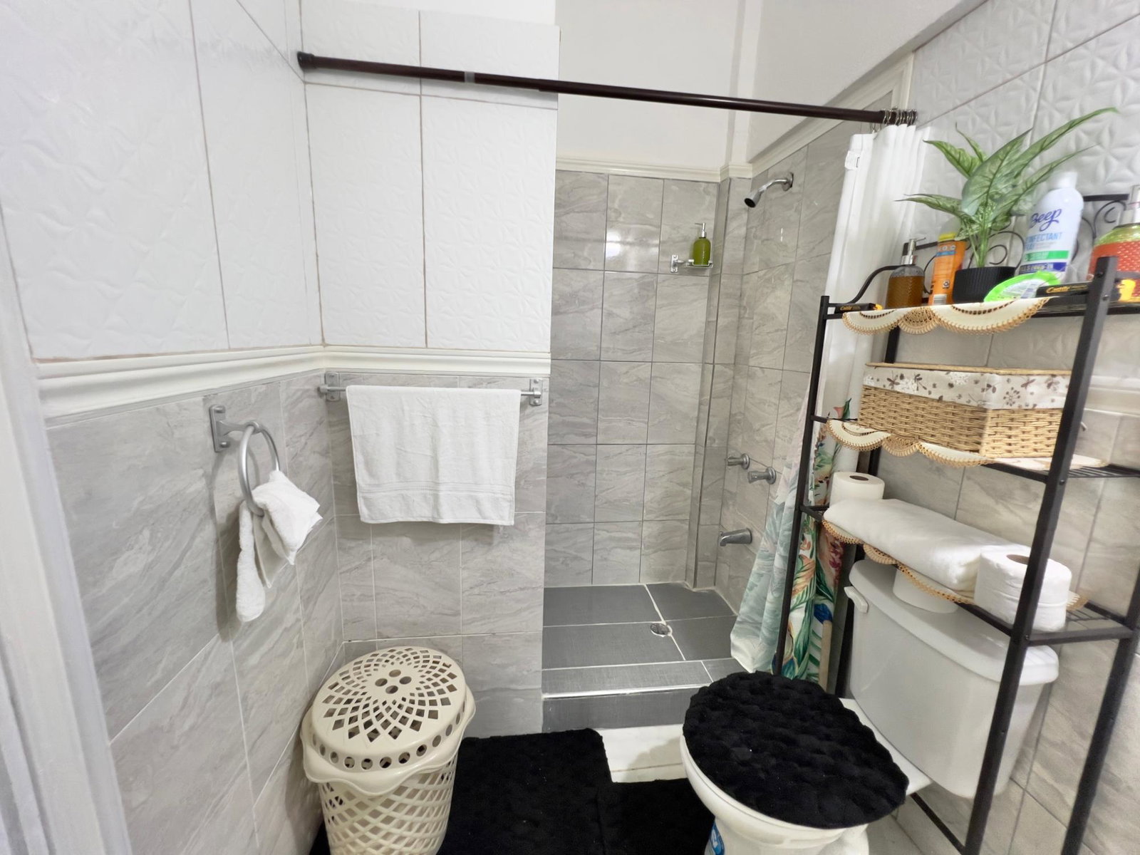 Furnished-Studio-Apartment-for-Rent-in-St.-Mary-Jamaica-The-Haven Fourth image of 6-172 & 173 Whitehall Estates in Highgate, St. Mary, Jamaica - property is For Rent