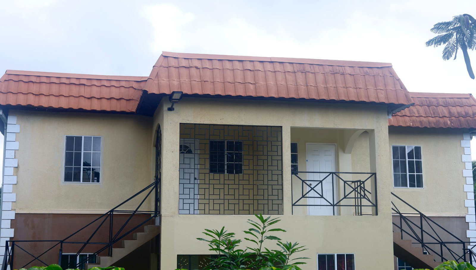 Furnished-Studio-Apartment-for-Rent-in-St.-Mary-Jamaica-The-Haven First image of 6-172 & 173 Whitehall Estates in Highgate, St. Mary, Jamaica - property is For Rent