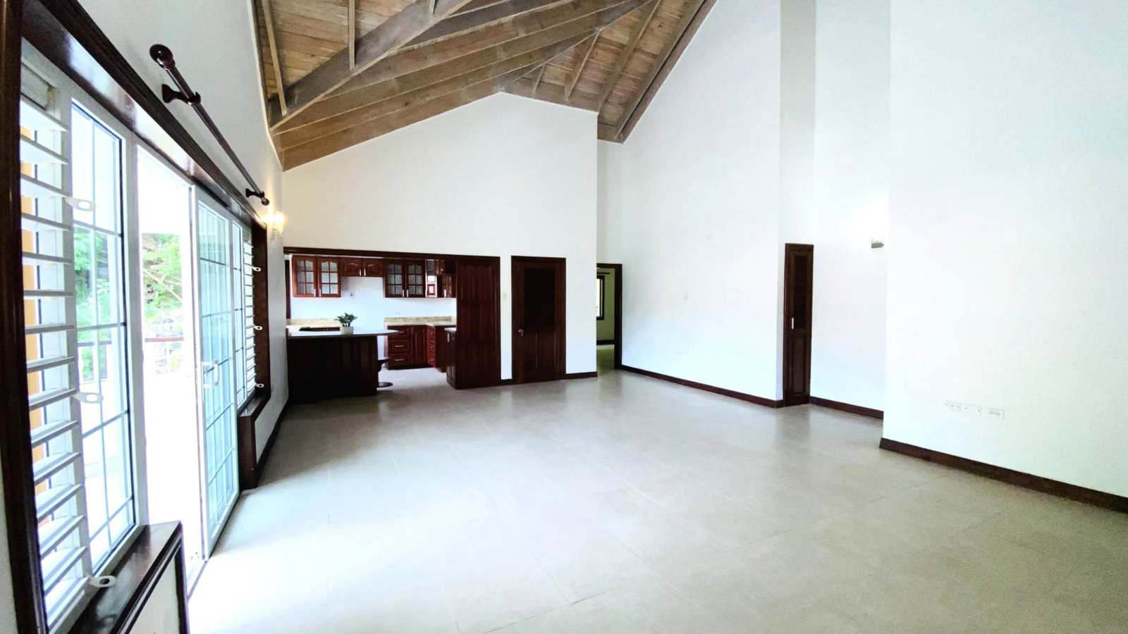 Eleventh image of Irish Town Road in Irish Town P.A., St. Andrew, Jamaica - property is For Rent