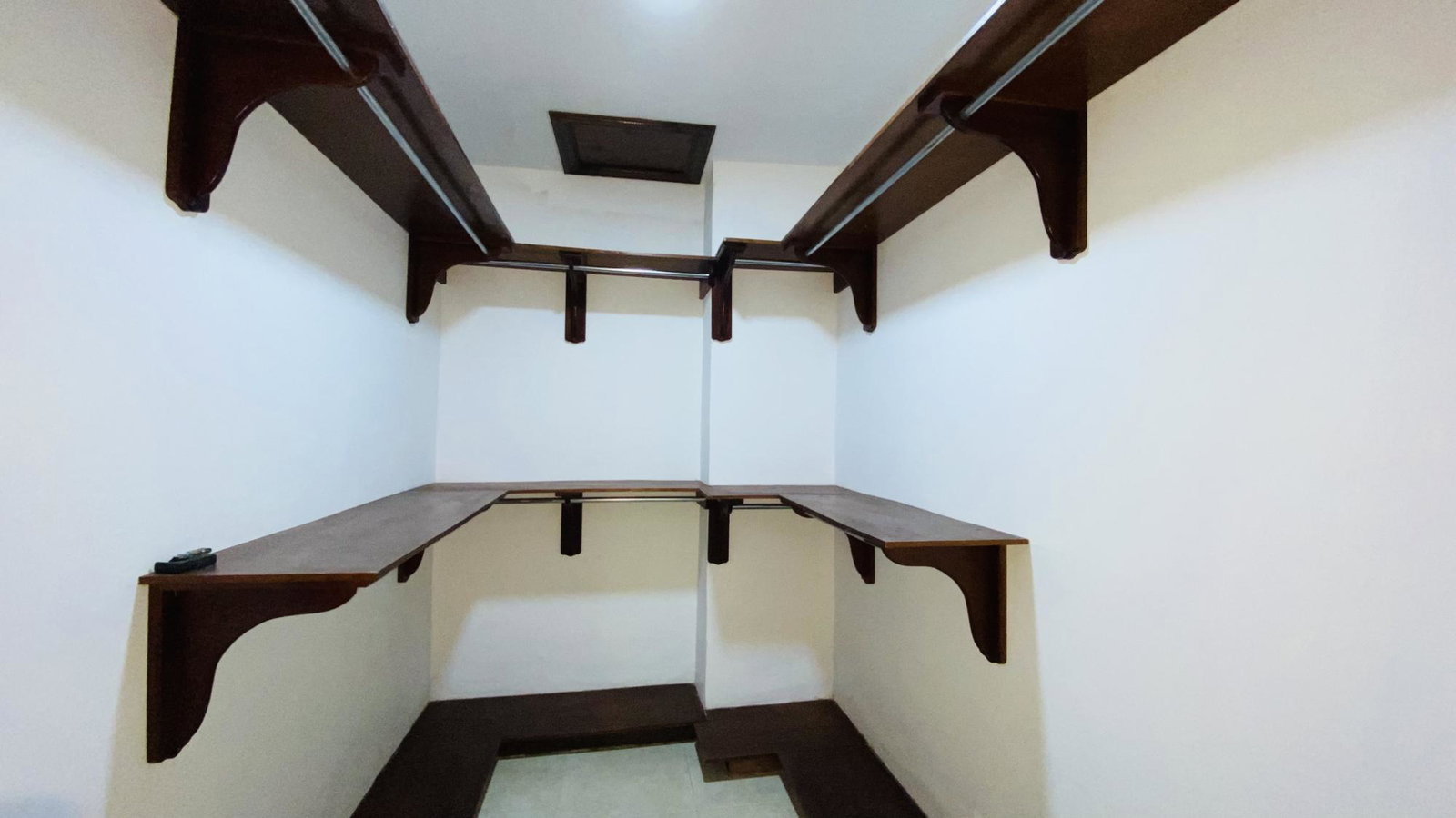 Twentieth image of Irish Town Road in Irish Town P.A., St. Andrew, Jamaica - property is For Rent