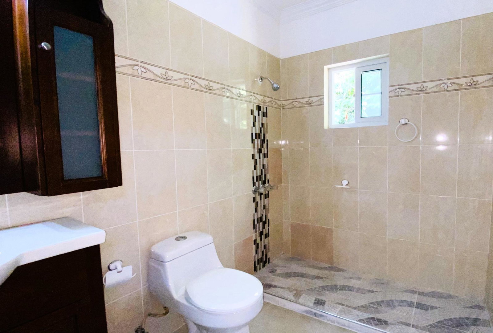 Twenty-Seventh image of Irish Town Road in Irish Town P.A., St. Andrew, Jamaica - property is For Rent