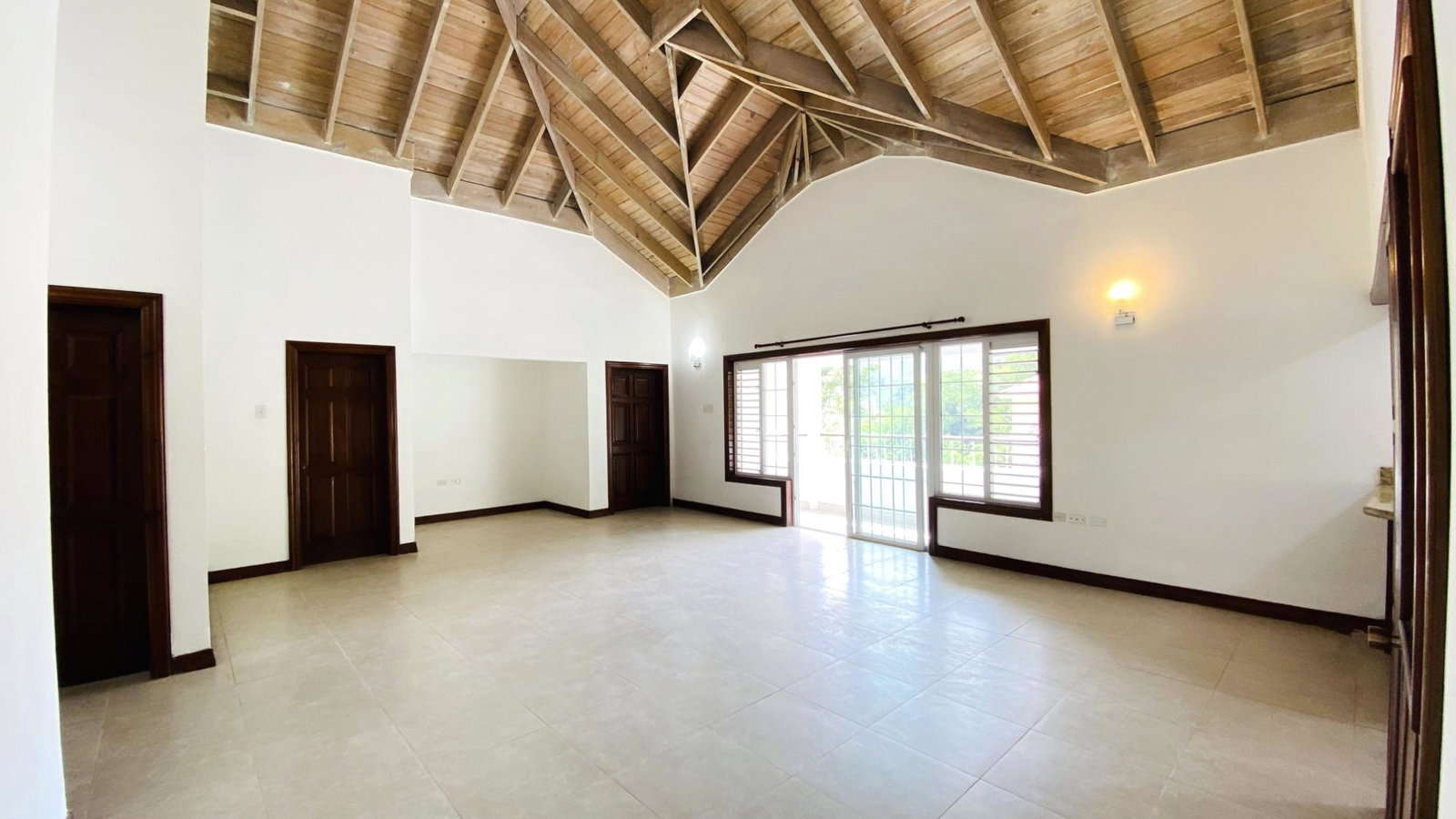 Ninth image of Irish Town Road in Irish Town P.A., St. Andrew, Jamaica - property is For Rent