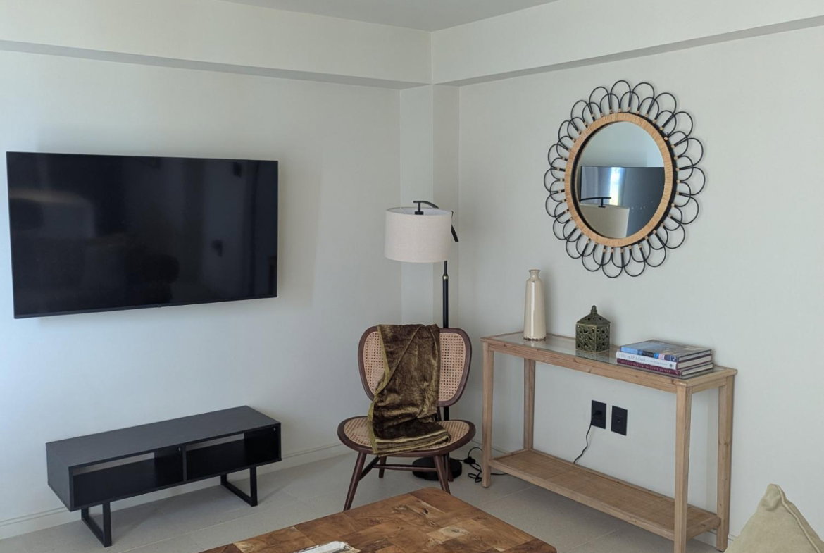 Fifth image of 903-2-4 King Street in Kingston 2, Kingston, Jamaica - property is For Rent