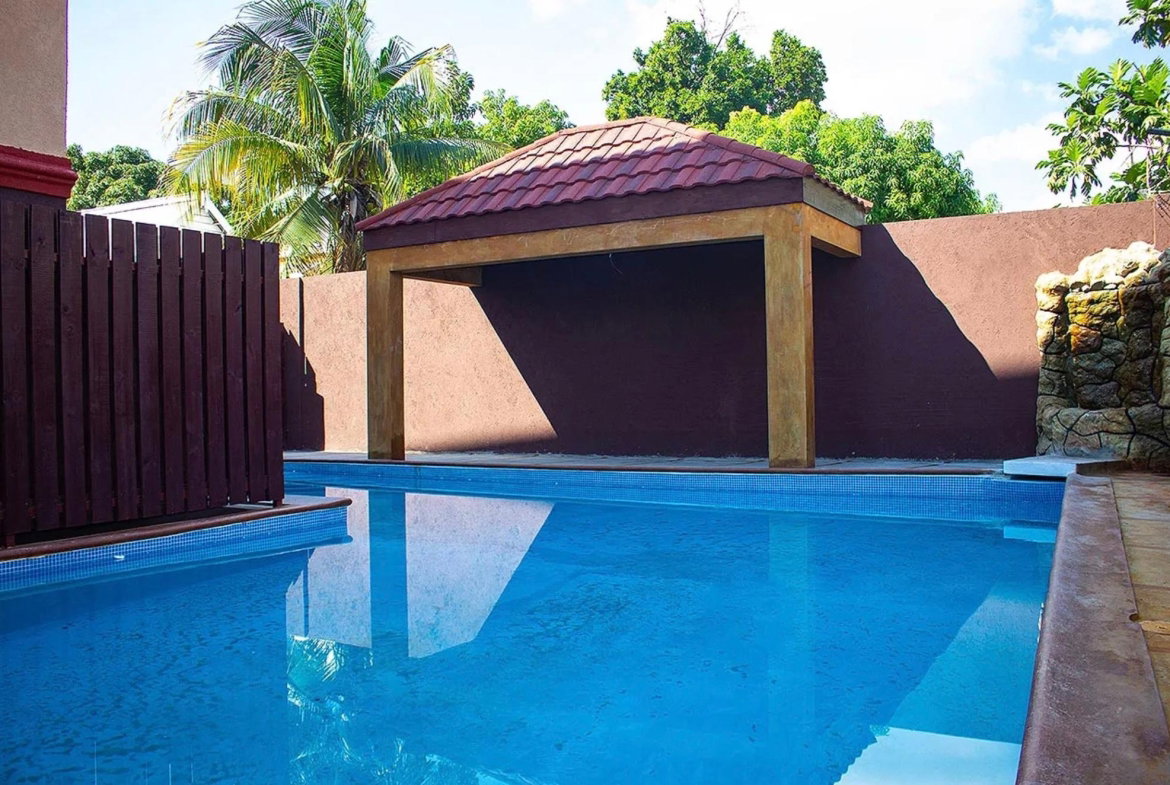 Sixteenth image of 16 Fairway Avenue in Kingston 5, St. Andrew, Jamaica - property is For Rent